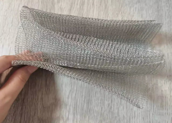 عرض 30 متر تخت تخت سیمی بافتنی بسته بندی استیل ضد زنگ Gi در چوب
